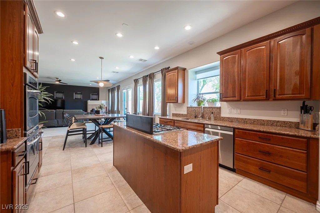 6760 Quapaw, Las Vegas, NV 89149