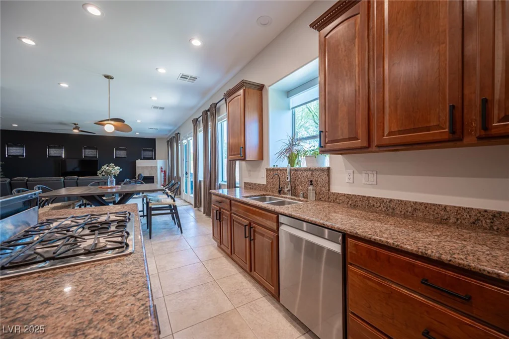 6760 Quapaw, Las Vegas, NV 89149