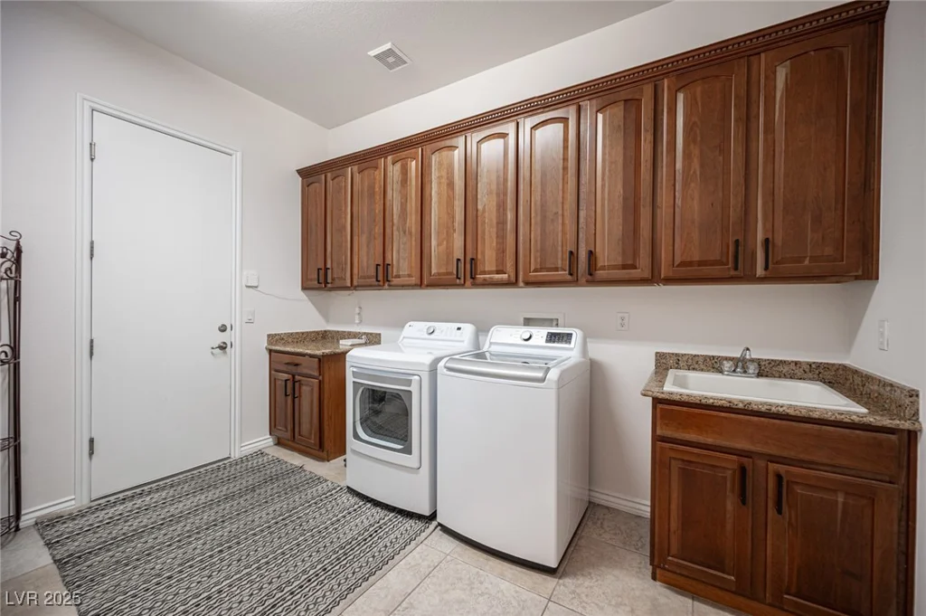 6760 Quapaw, Las Vegas, NV 89149