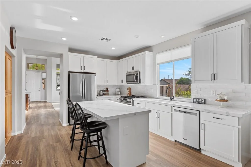 10301 George Hart, Las Vegas, NV 89129