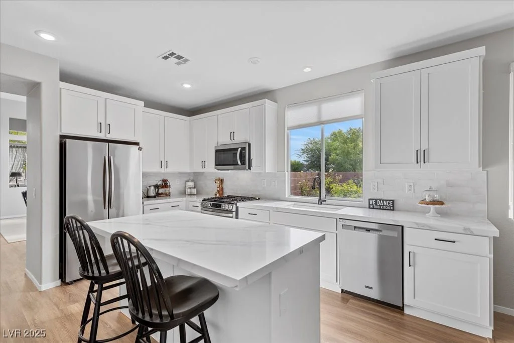 10301 George Hart, Las Vegas, NV 89129