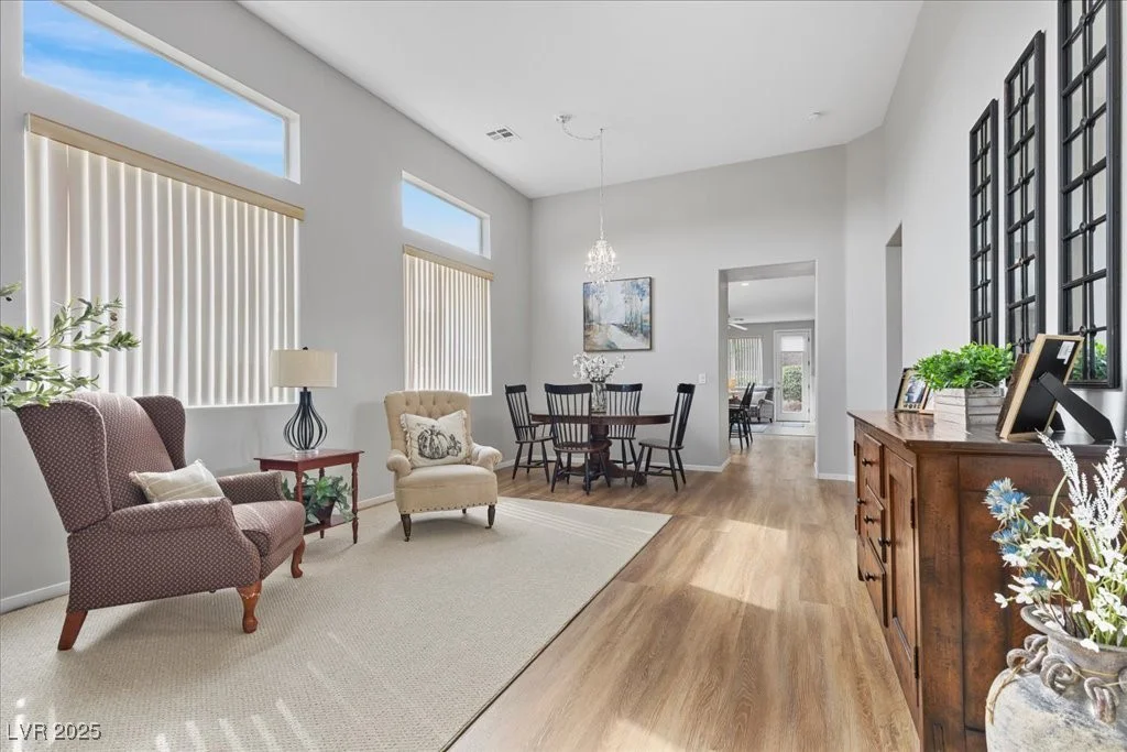 10301 George Hart, Las Vegas, NV 89129
