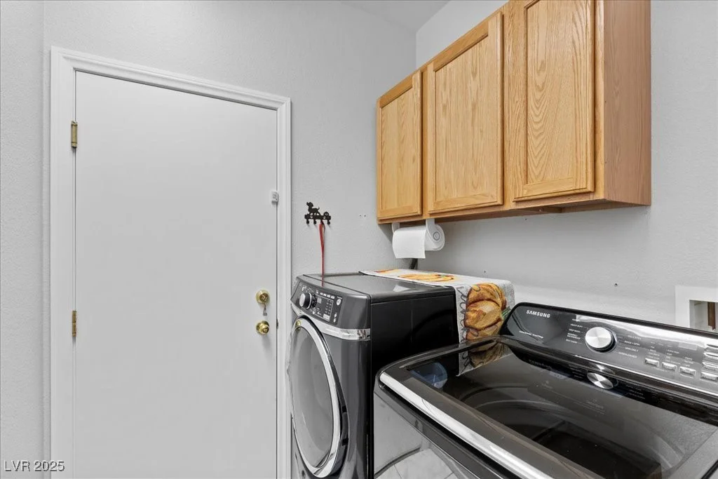 10301 George Hart, Las Vegas, NV 89129