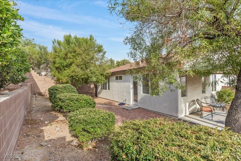 10301 George Hart, Las Vegas, NV 89129