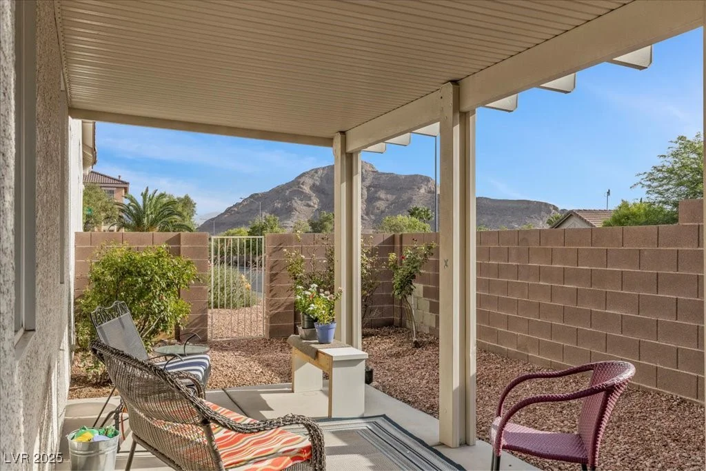 10301 George Hart, Las Vegas, NV 89129