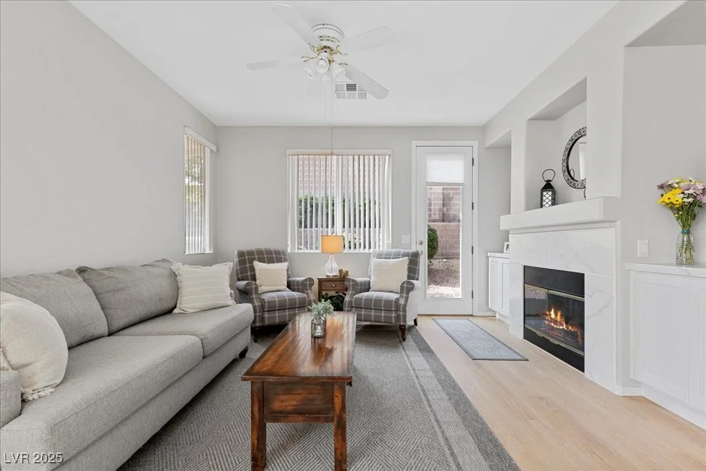 10301 George Hart, Las Vegas, NV 89129
