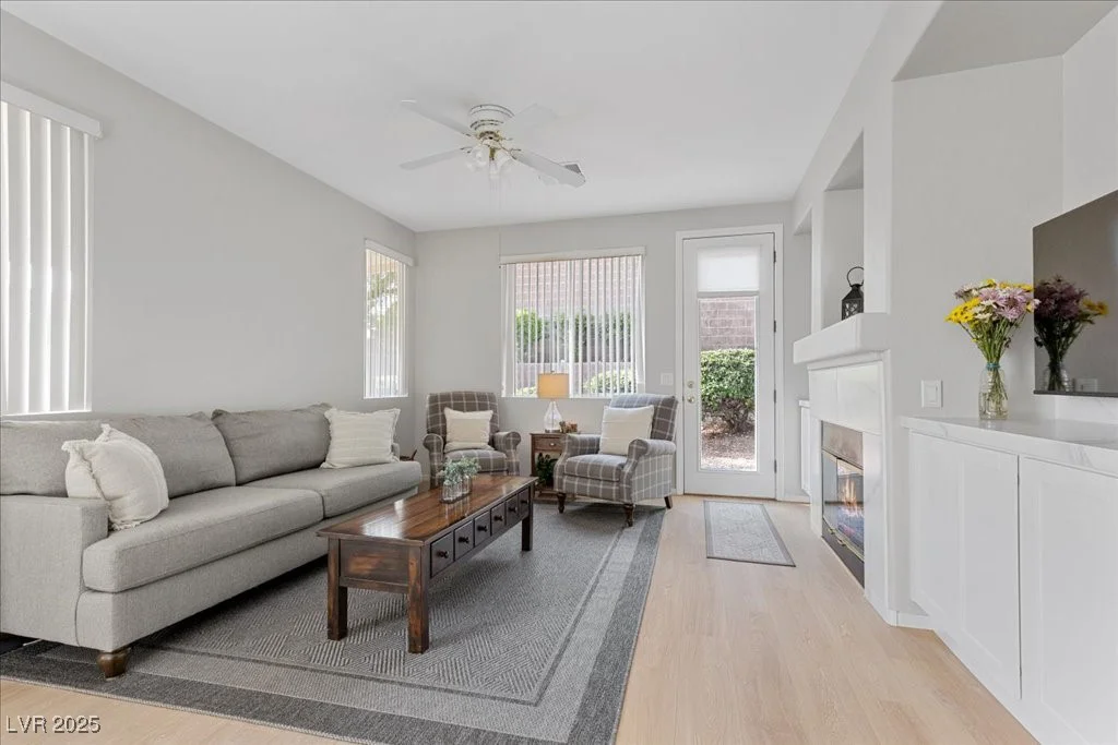 10301 George Hart, Las Vegas, NV 89129