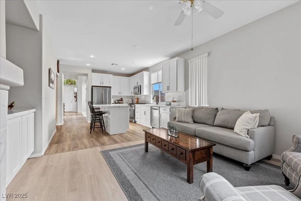 10301 George Hart, Las Vegas, NV 89129