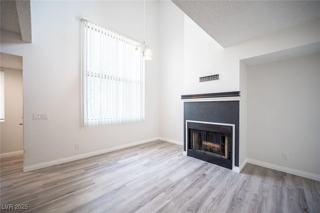 2430 Old Forge, Las Vegas, NV 89121