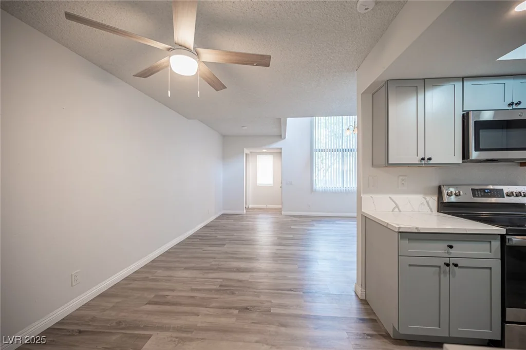 2430 Old Forge, Las Vegas, NV 89121