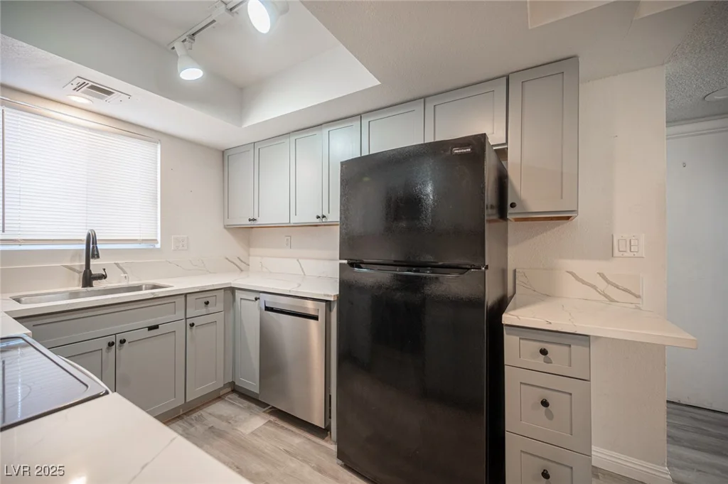 2430 Old Forge, Las Vegas, NV 89121