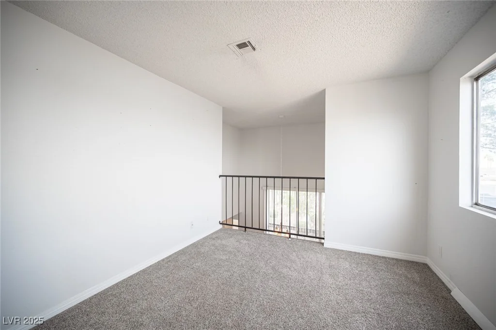 2430 Old Forge, Las Vegas, NV 89121