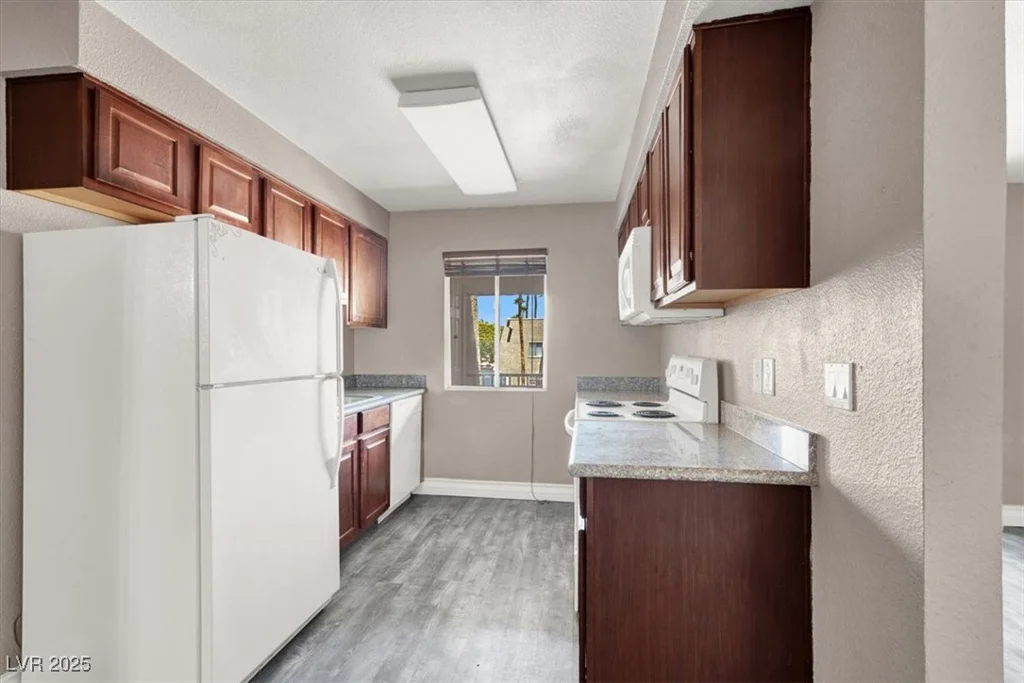 4400 Sandy River, Las Vegas, NV 89103