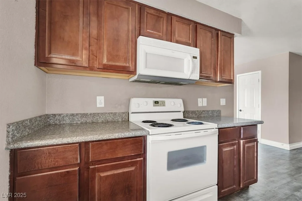 4400 Sandy River, Las Vegas, NV 89103