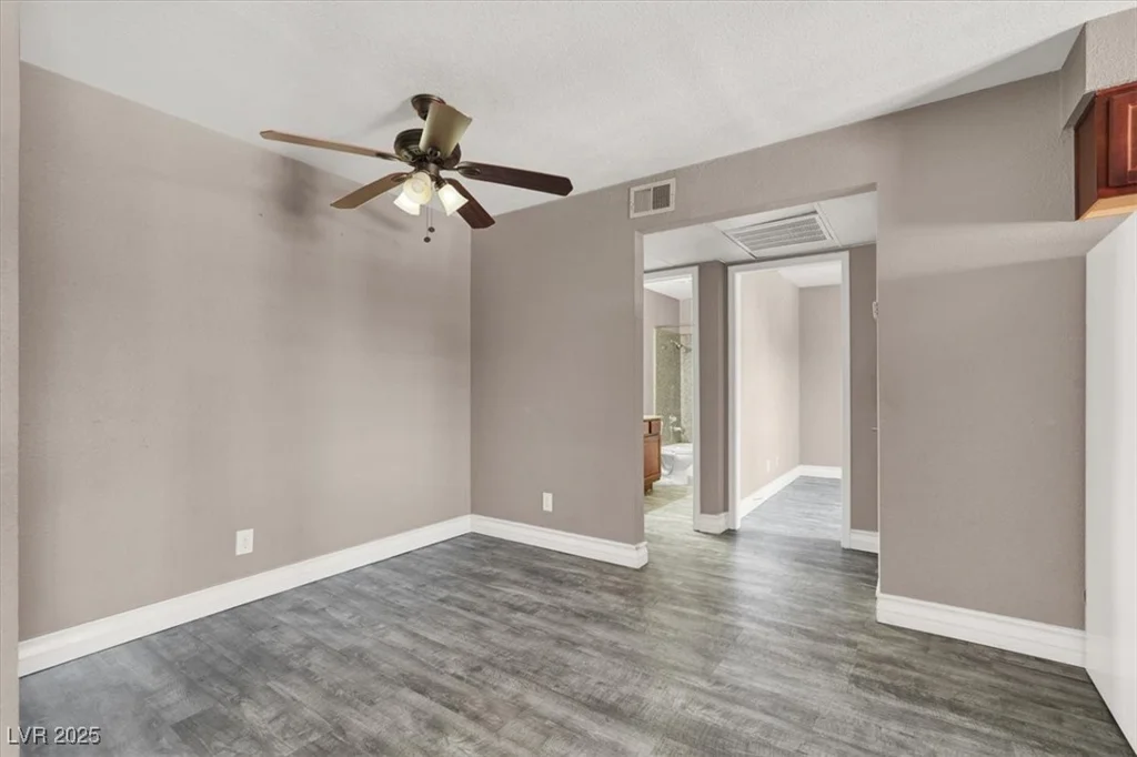 4400 Sandy River, Las Vegas, NV 89103