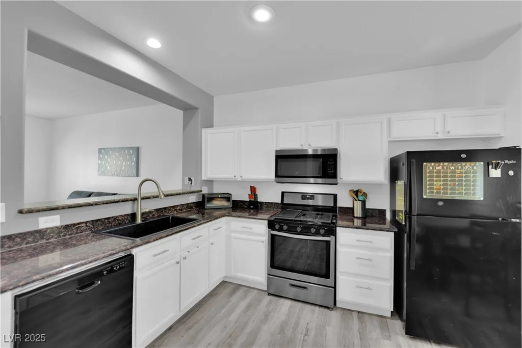 10529 Blanca Peak, Las Vegas, NV 89129