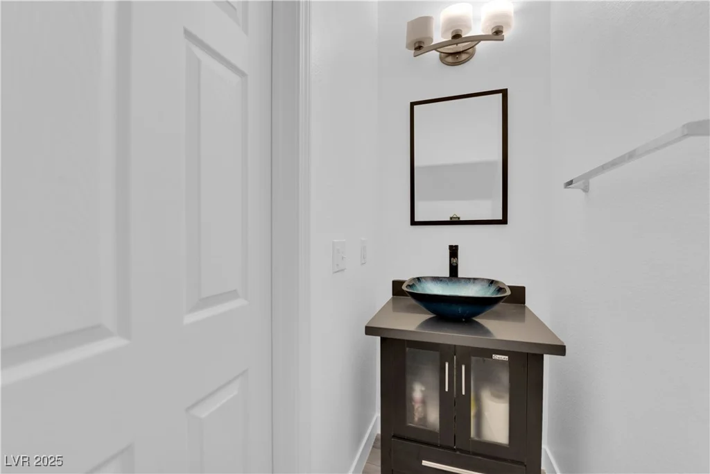 10529 Blanca Peak, Las Vegas, NV 89129