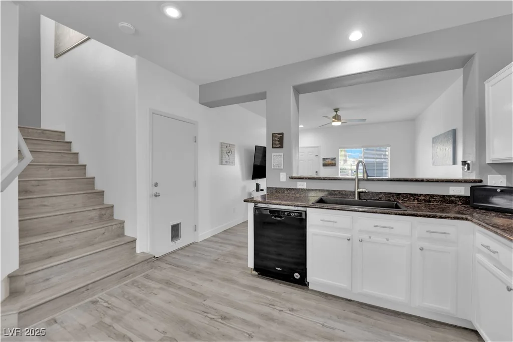 10529 Blanca Peak, Las Vegas, NV 89129