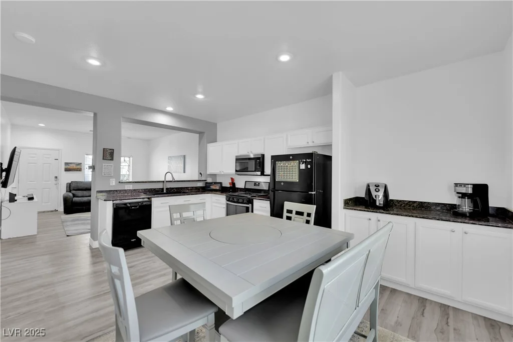 10529 Blanca Peak, Las Vegas, NV 89129