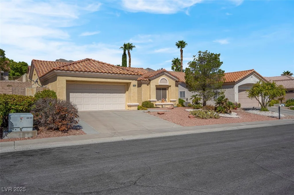 3025 Bonnie Rock, Las Vegas, NV 89134