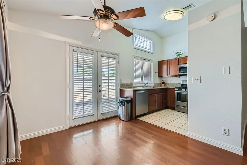 6412 Yarmouth, Las Vegas, NV 89108