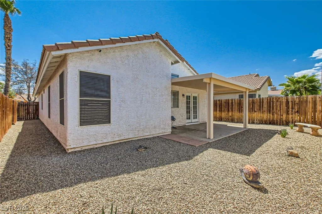 6412 Yarmouth, Las Vegas, NV 89108