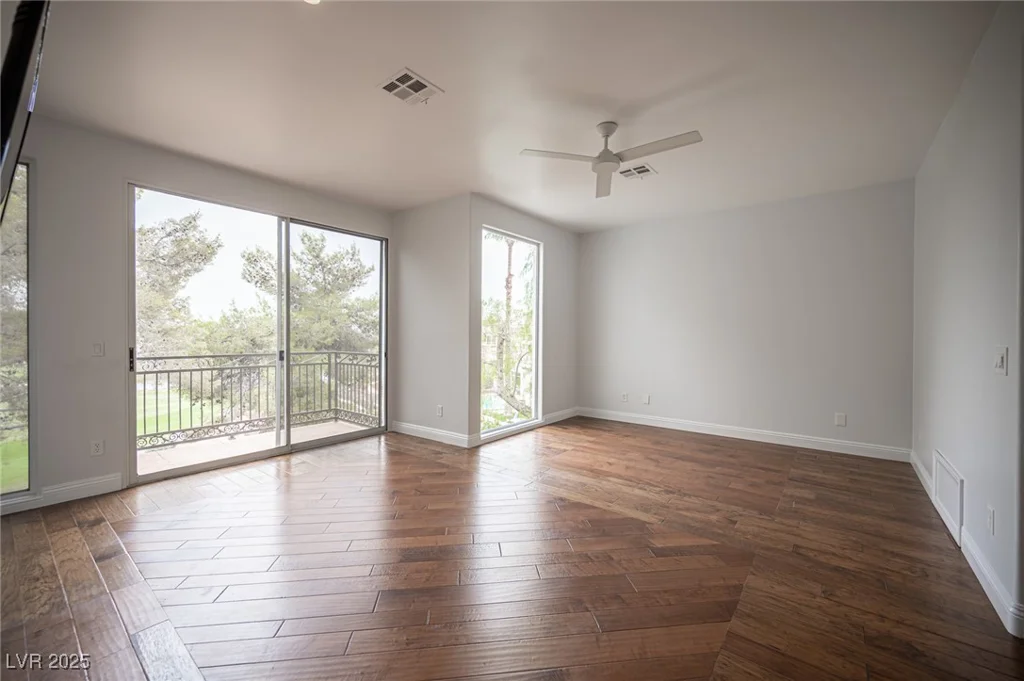 2112 Lookout Point, Las Vegas, NV 89117