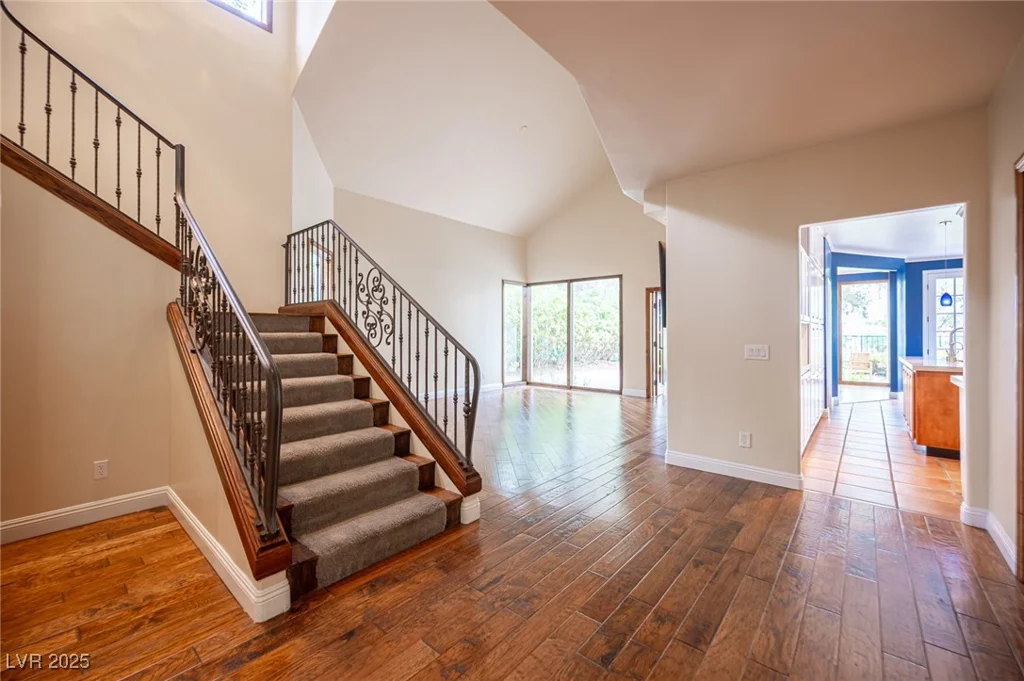 2112 Lookout Point, Las Vegas, NV 89117