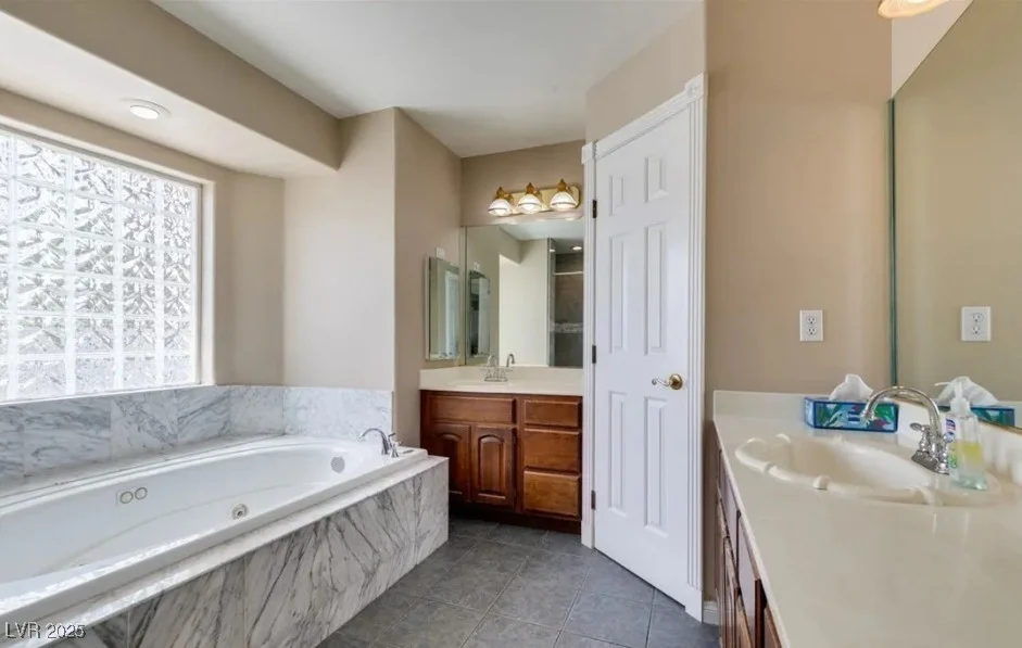 6520 Turtle Hill, Las Vegas, NV 89110