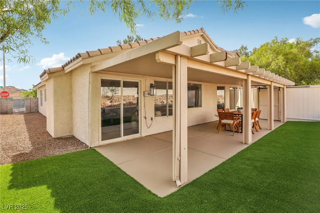 1966 Flagstone Ranch, Henderson, NV 89012