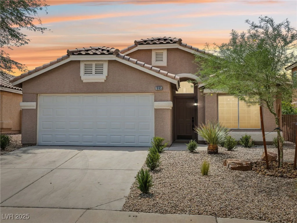 1995 Antelope Hill, Henderson, NV 89012