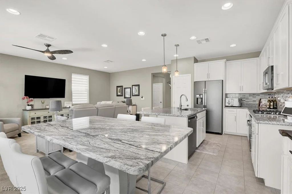 6254 Conn, Las Vegas, NV 89141