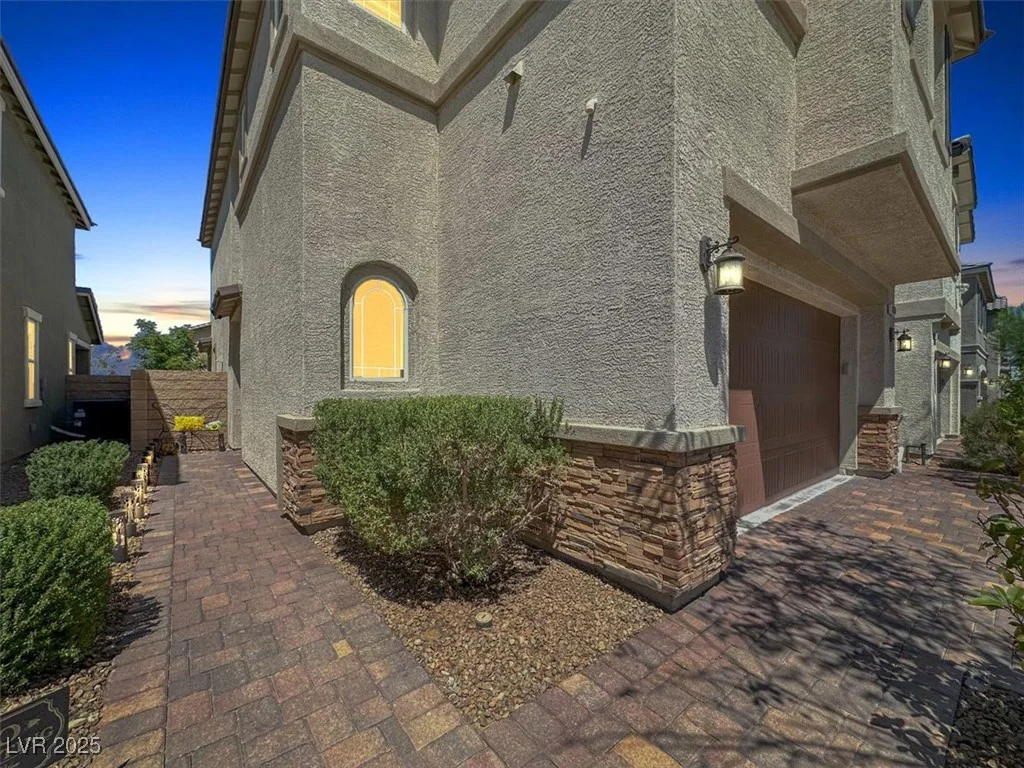 6254 Conn, Las Vegas, NV 89141