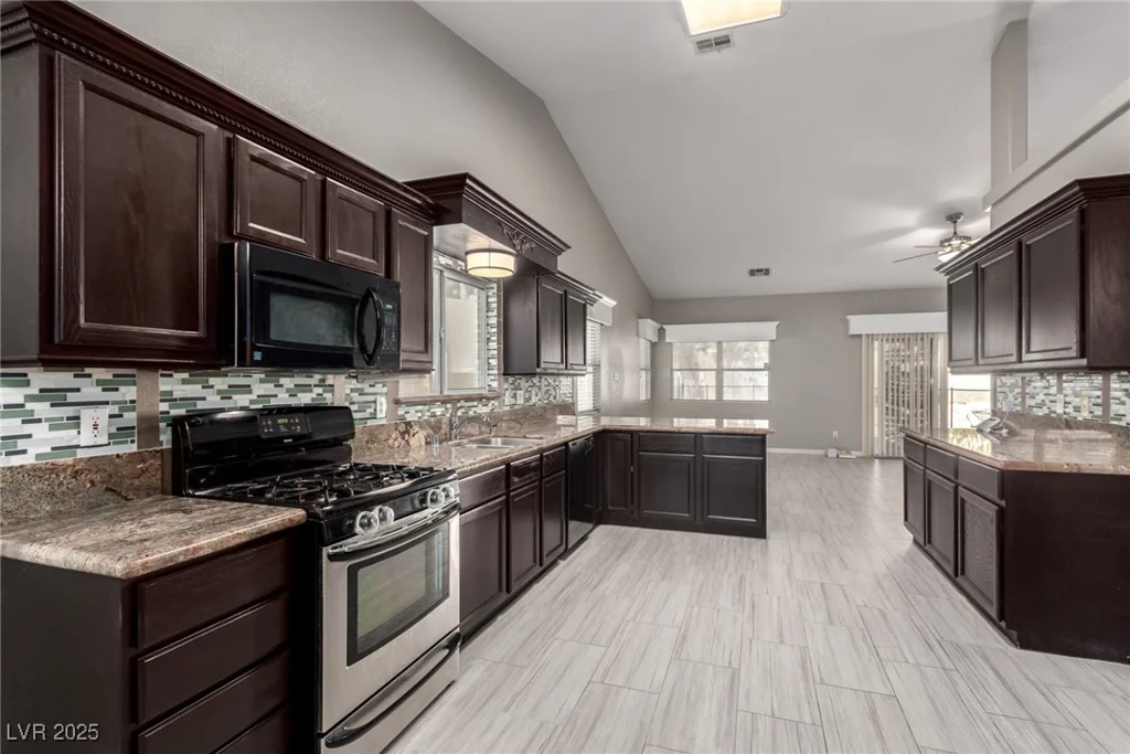 1761 Summerwood, Henderson, NV 89012