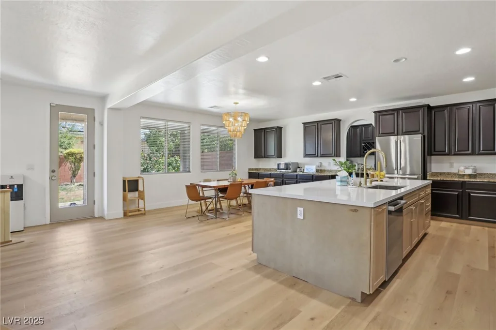 7426 Olmstead, Las Vegas, NV 89166