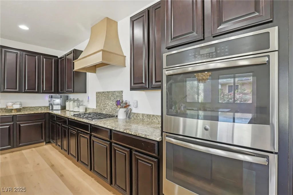 7426 Olmstead, Las Vegas, NV 89166