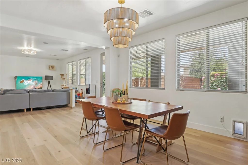 7426 Olmstead, Las Vegas, NV 89166