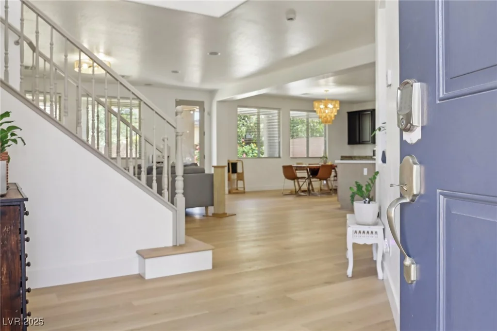 7426 Olmstead, Las Vegas, NV 89166