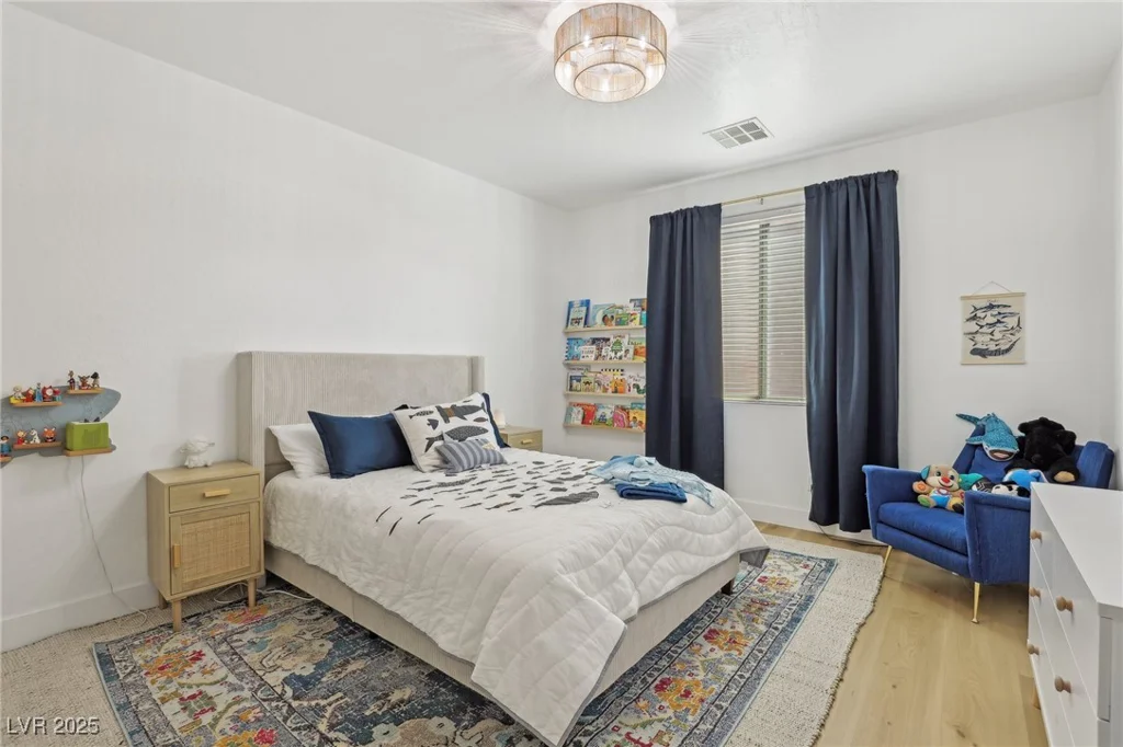 7426 Olmstead, Las Vegas, NV 89166