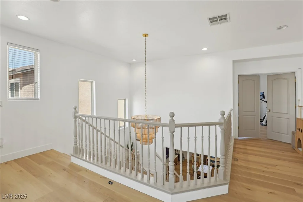 7426 Olmstead, Las Vegas, NV 89166