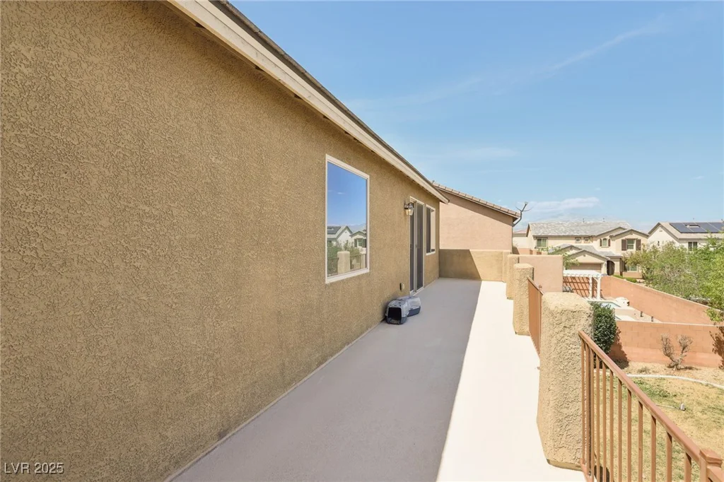 7426 Olmstead, Las Vegas, NV 89166