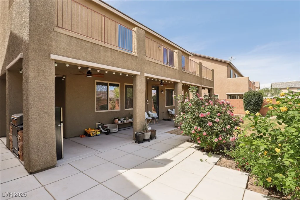 7426 Olmstead, Las Vegas, NV 89166