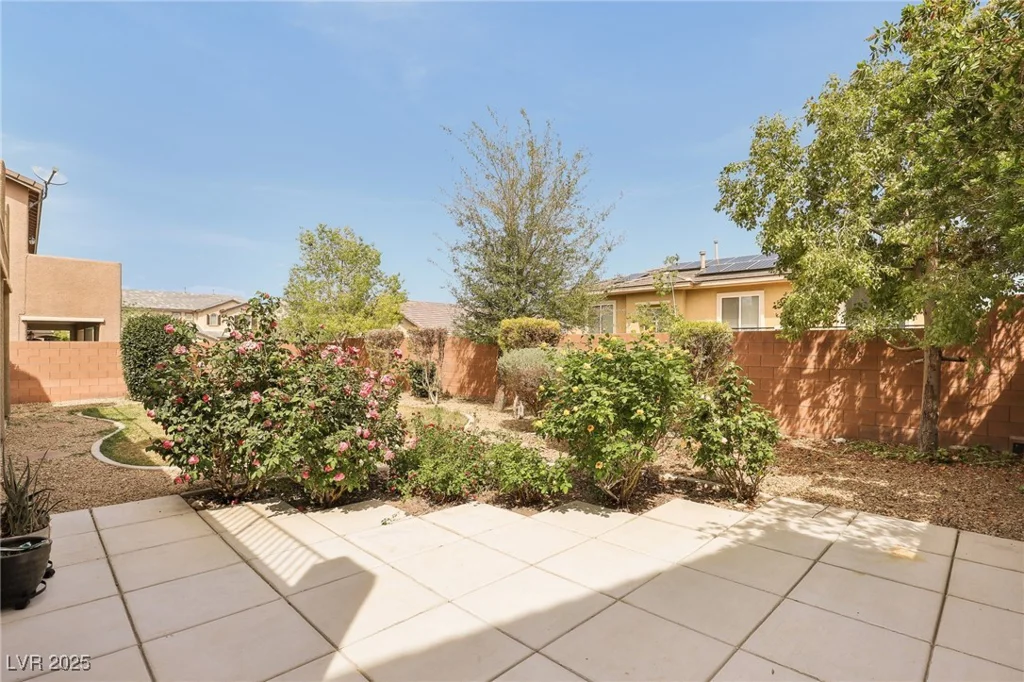 7426 Olmstead, Las Vegas, NV 89166