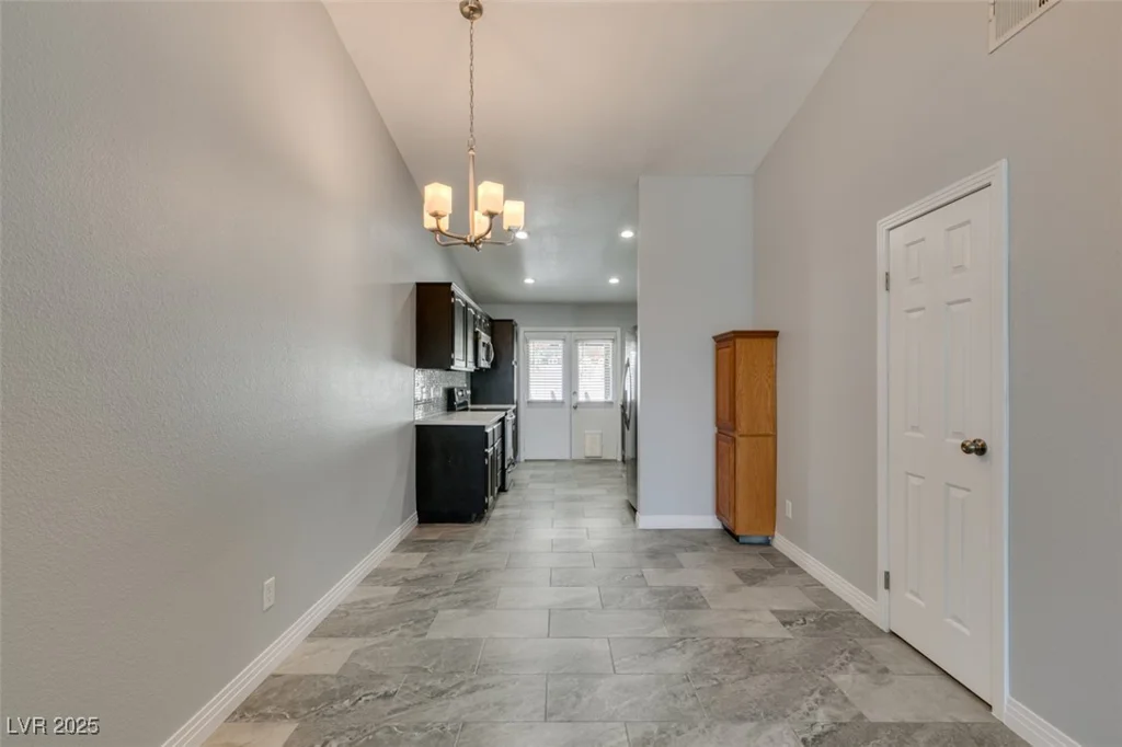 1816 Discus, Las Vegas, NV 89108