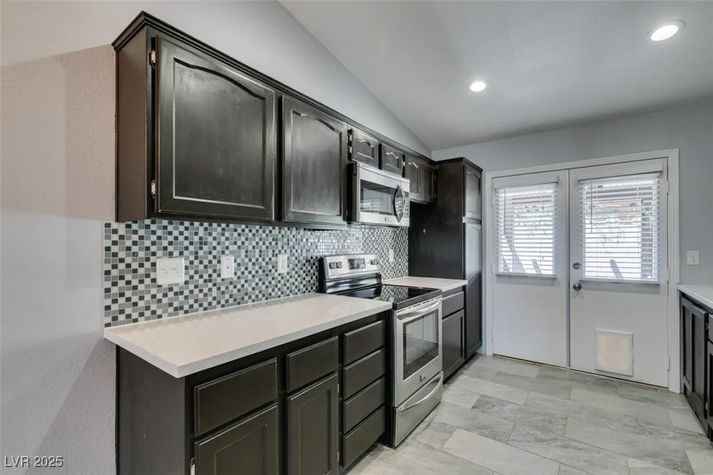 1816 Discus, Las Vegas, NV 89108
