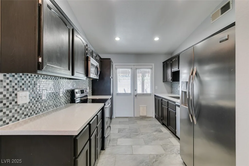 1816 Discus, Las Vegas, NV 89108