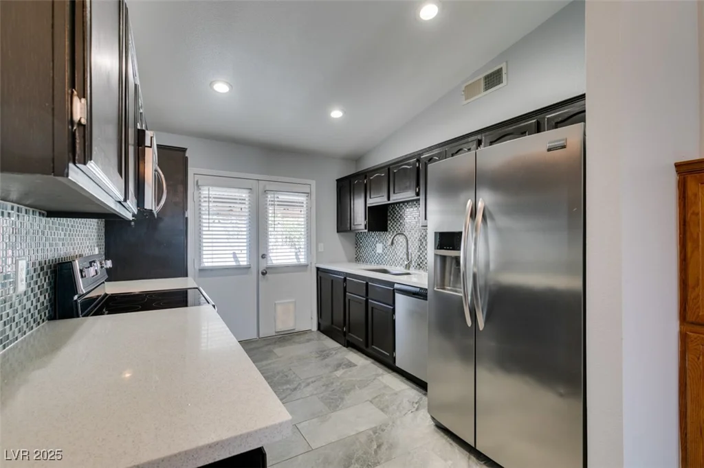 1816 Discus, Las Vegas, NV 89108