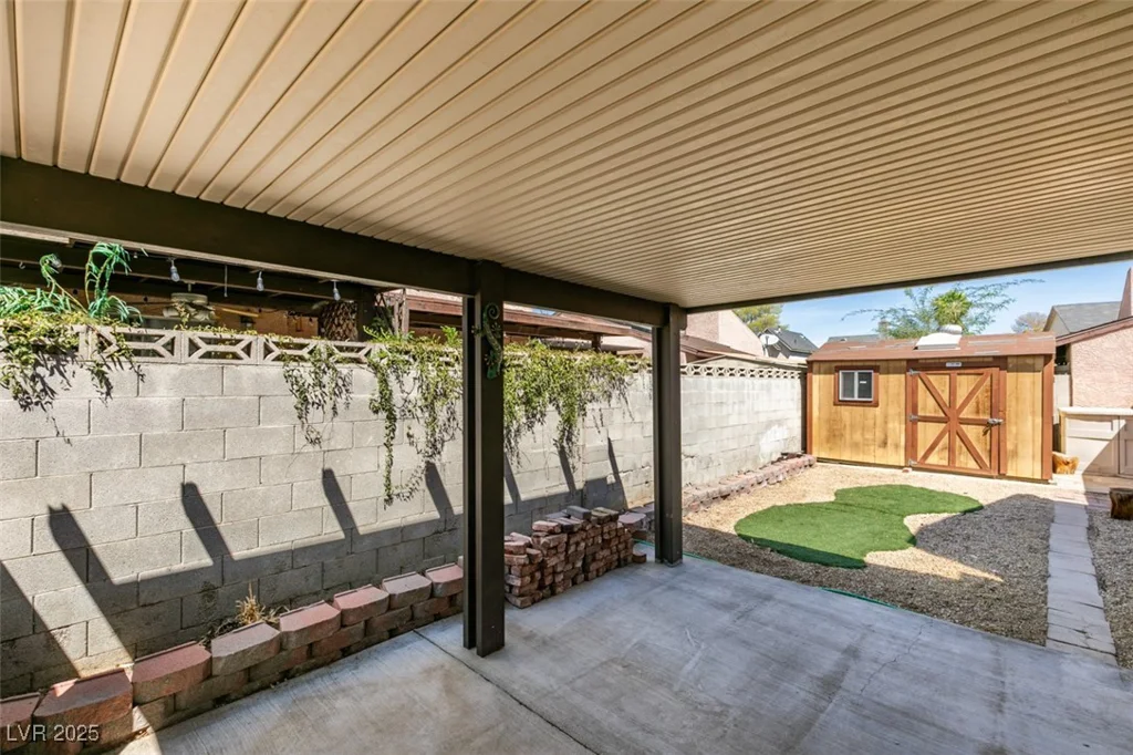 1816 Discus, Las Vegas, NV 89108