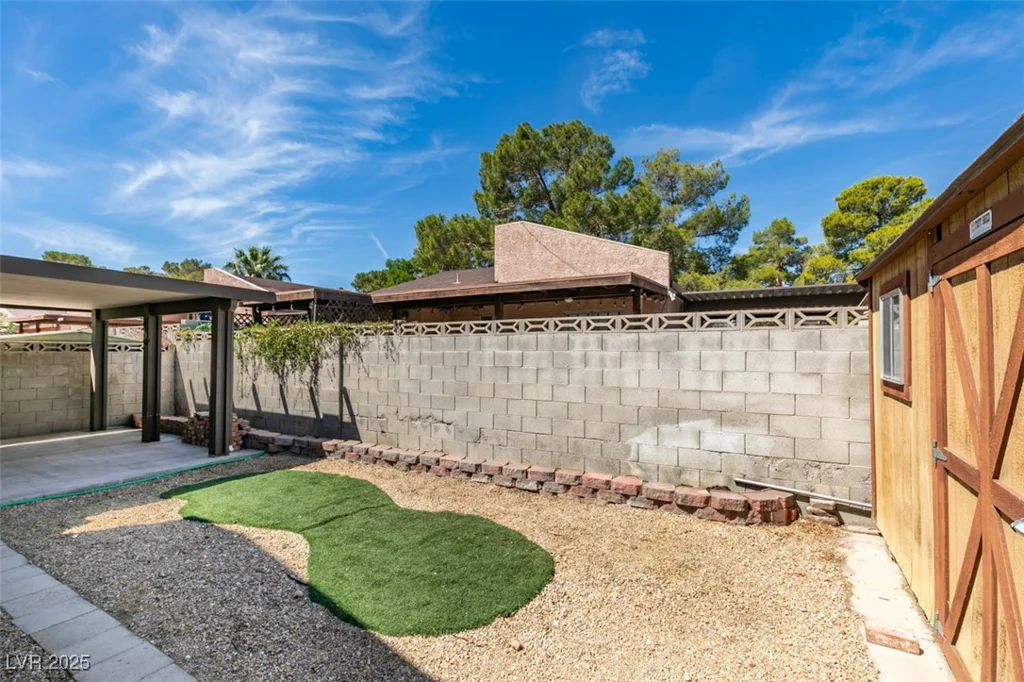 1816 Discus, Las Vegas, NV 89108