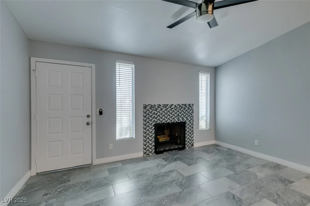 1816 Discus, Las Vegas, NV 89108